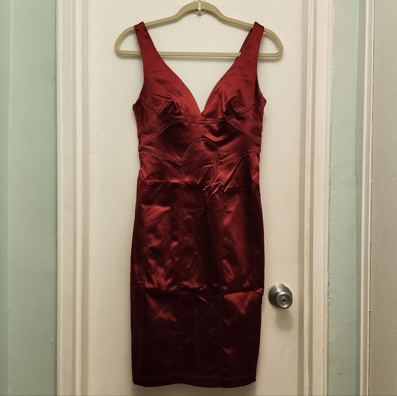 David Meister Dresses & Skirts - NWT David Meister Red Bodycon Cocktail Dress Size 12